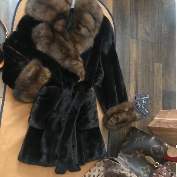 MINK & SABLE BellaBicchi Coat made for Neiman Marcus Collection NWTags & CoatBag - Picture 14 of 16